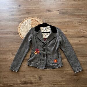 ivy jane Gray Blazer with Colorful Floral Embroidery